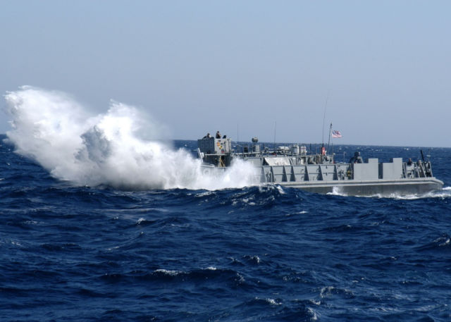 Great Photos of Navy Ships in the Middle of the Ocean