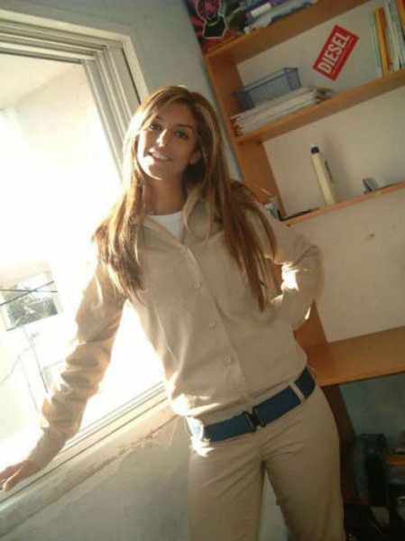 Some of the Hot Israeli Girls in Arms