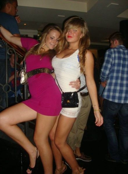 Tight Dresses Make These Girls Even Hotter