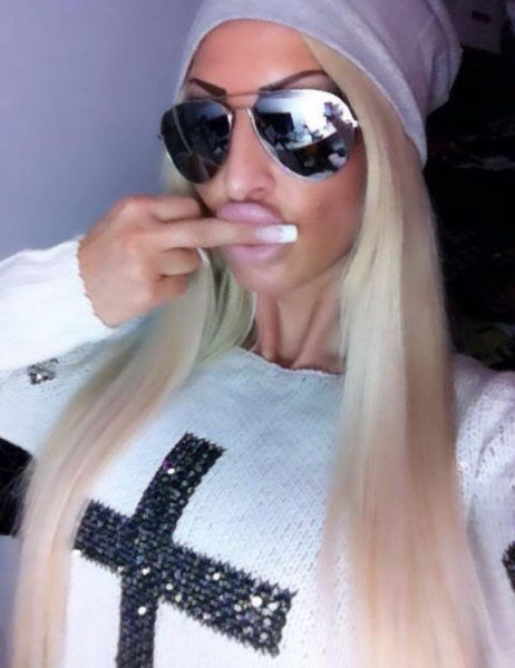 A Selection of Glamour Girls