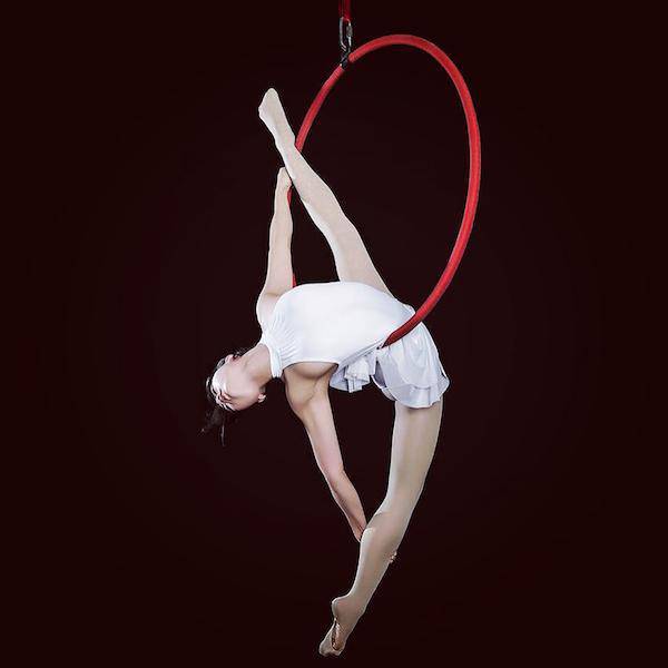 This Bendy Girl Has All Kinds of Skills in the Air