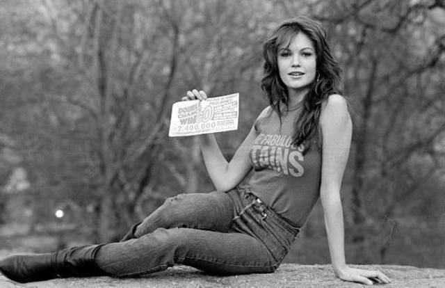 The Hottest Female Celebs of the 80s