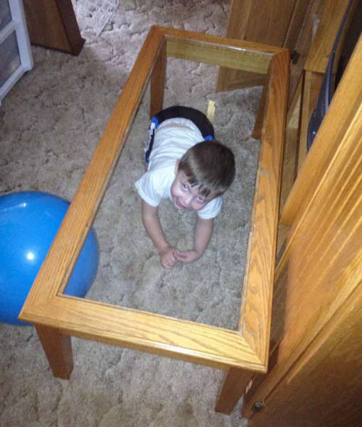Kids That Totally Suck At Hide And Seek