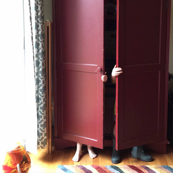 Kids That Totally Suck At Hide And Seek