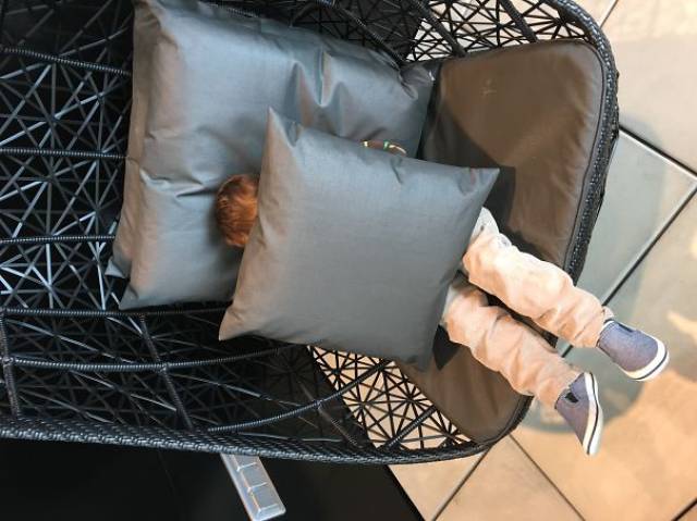 Kids That Totally Suck At Hide And Seek