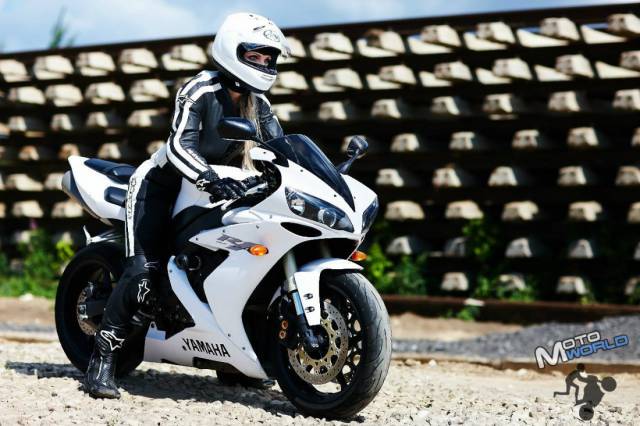 Girls And Bikes: Can It Get Any Hotter?