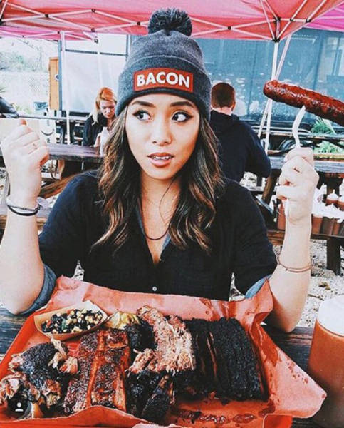 These Gals With BBQ Will Make You Drool