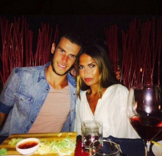 The Hottest Wives And Girlfriends Of Football Players