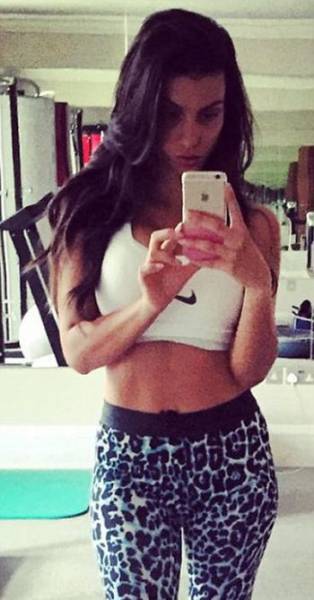 The Hottest Wives And Girlfriends Of Football Players