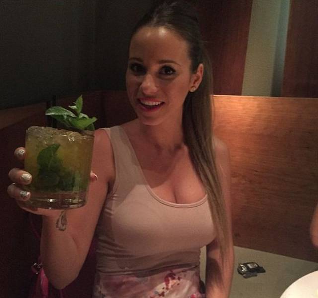 The Hottest Wives And Girlfriends Of Football Players