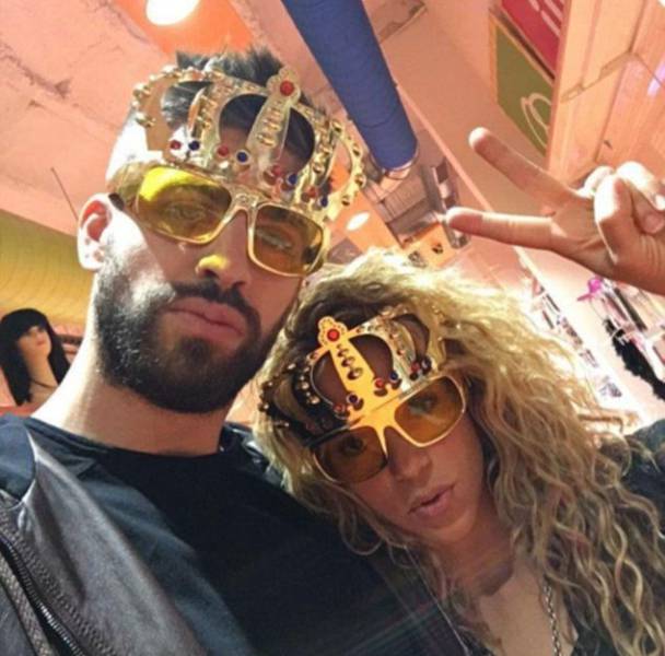 The Hottest Wives And Girlfriends Of Football Players