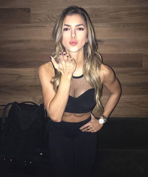 Mesh Clothing Is Simply Mesmerizing