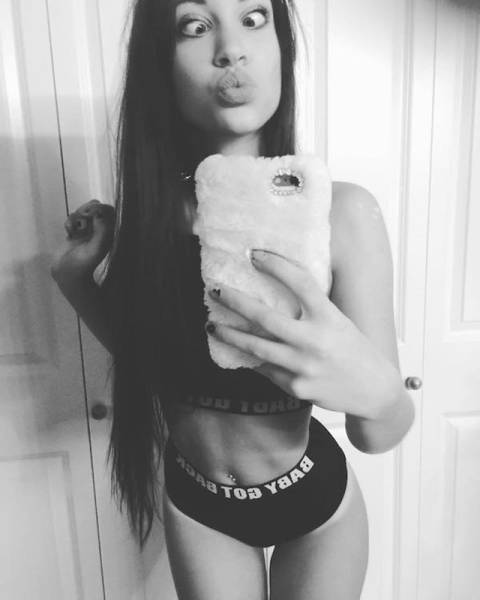 Goofy Girls Definitely Have the Added Cute Factor