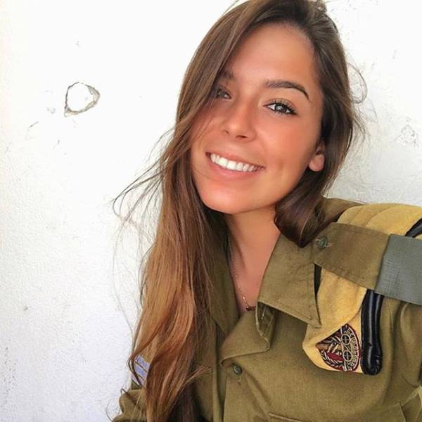 There Are Some Seriously Beautiful Girls In The Israeli Defense Forces